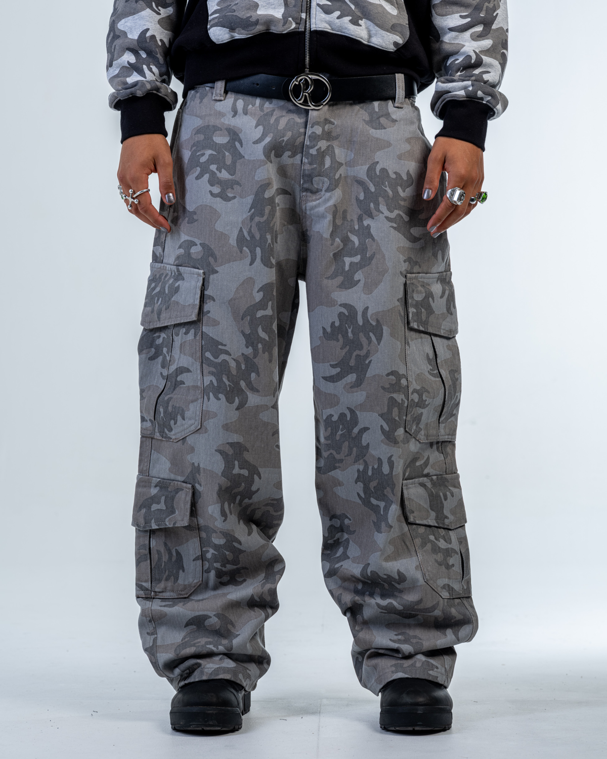PANTALON CARGO CAMO [NOIR]