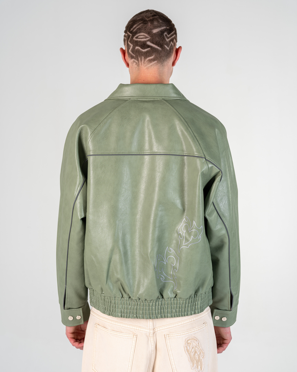 VESTE EN SIMILICUIR [OLIVE]