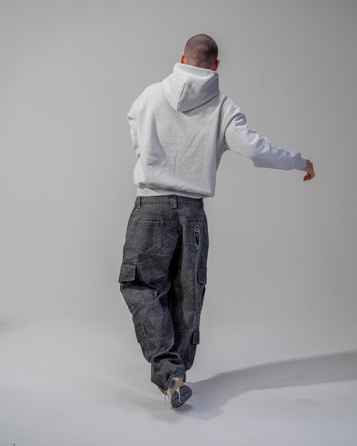 PANTALON CARGO BAGGY [NOIR]