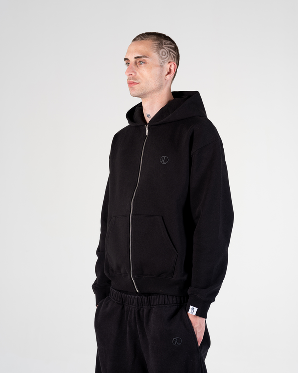 SWEAT ZIPPÉ [NOIR]