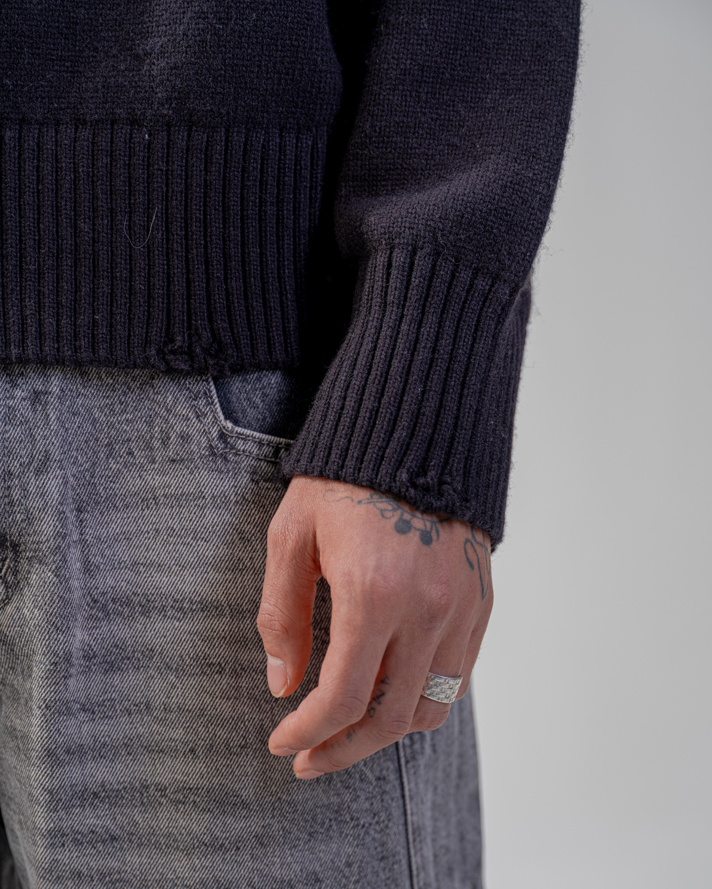 PULL EN MAILLE [NOIR]