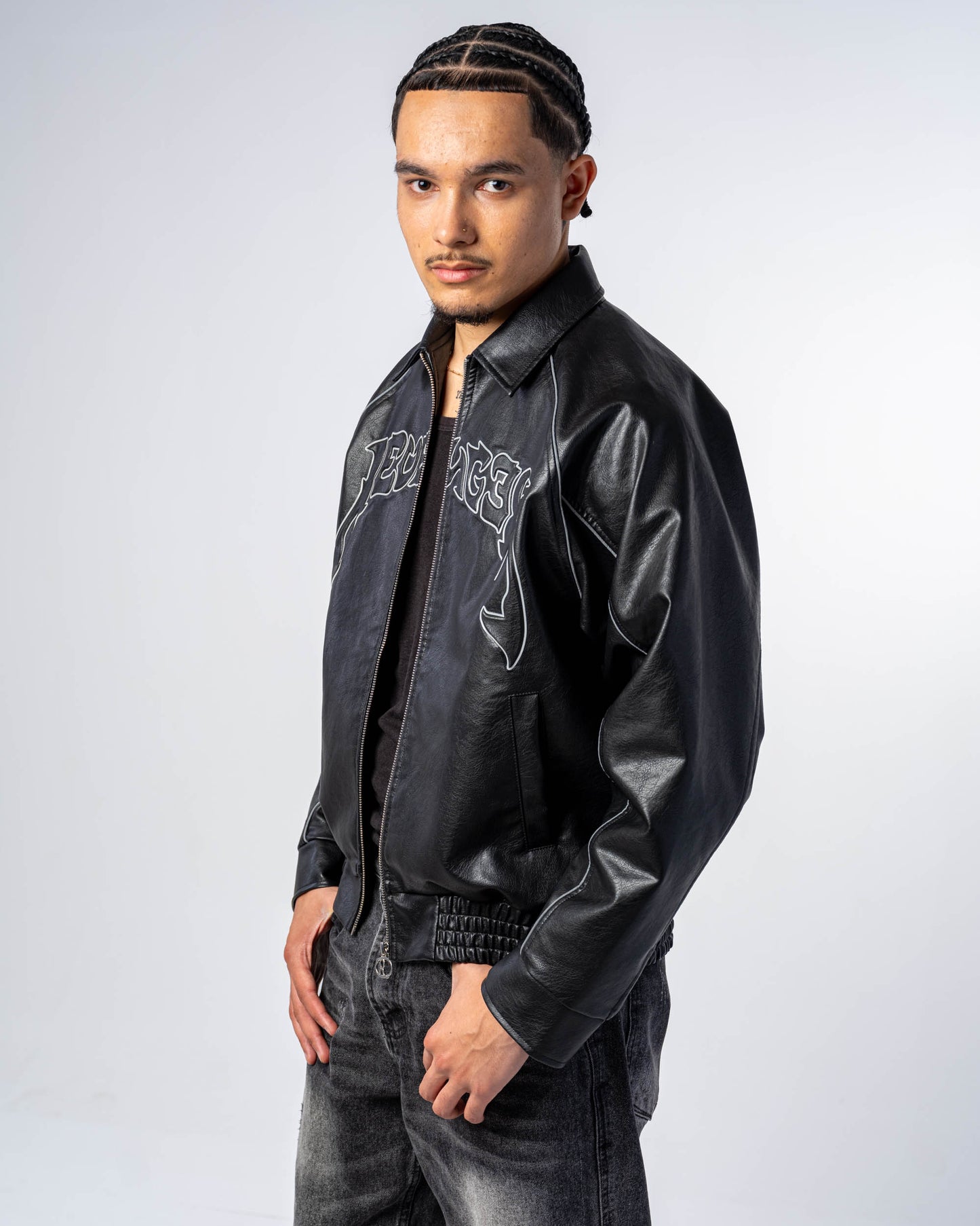 VESTE EN SIMILICUIR [NOIR]