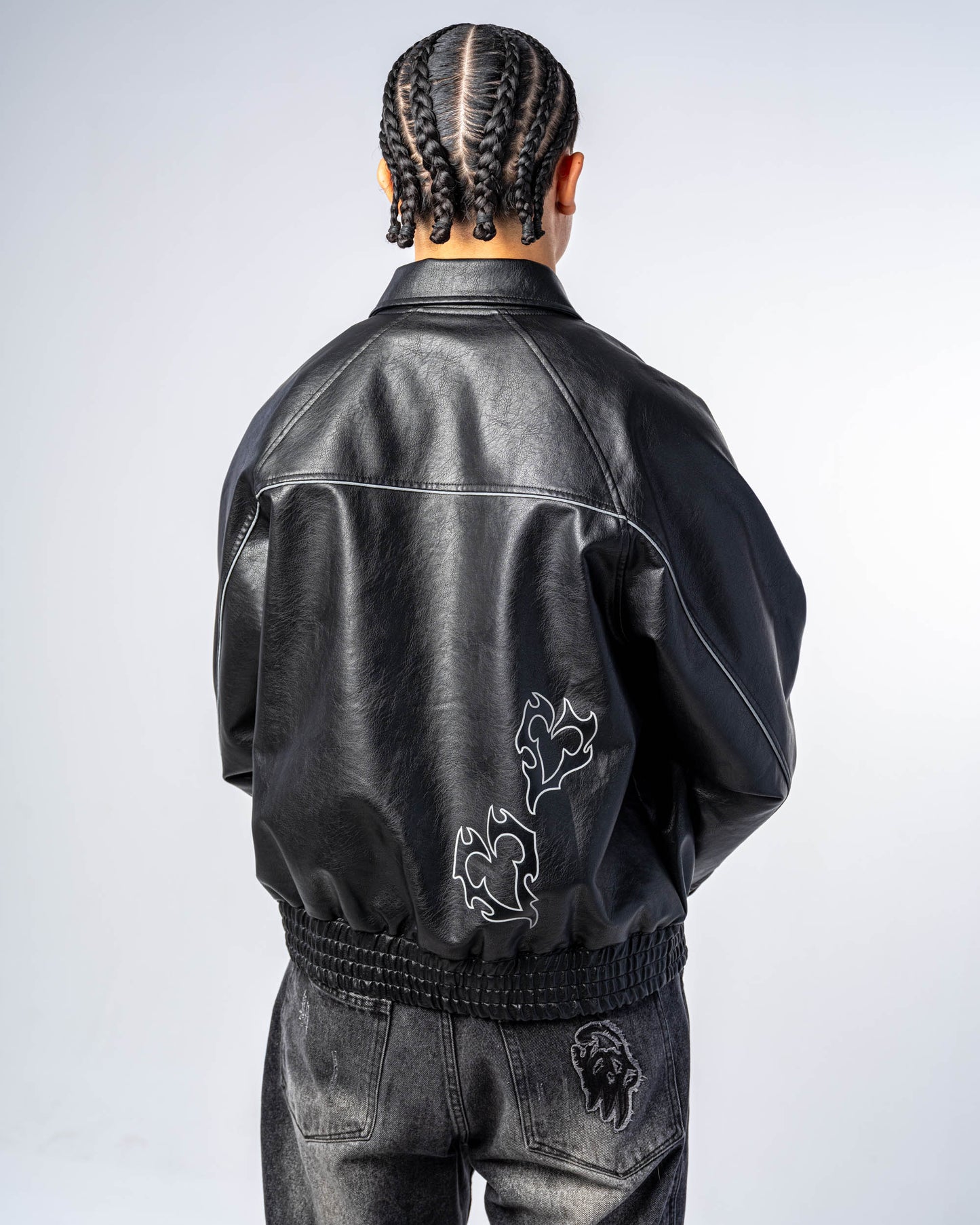 VESTE EN SIMILICUIR [NOIR]