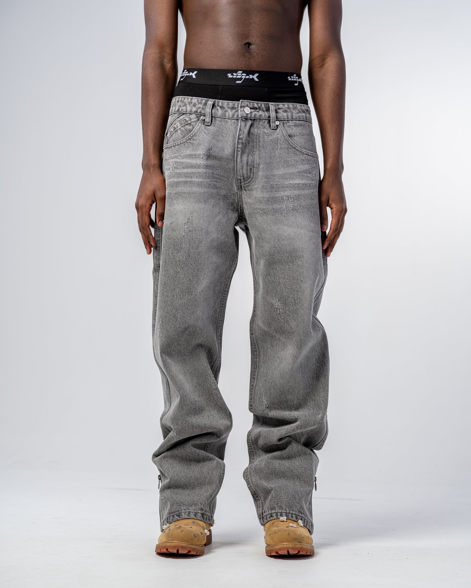 JEAN FLARE FIT ZIPPÉ [GRIS]